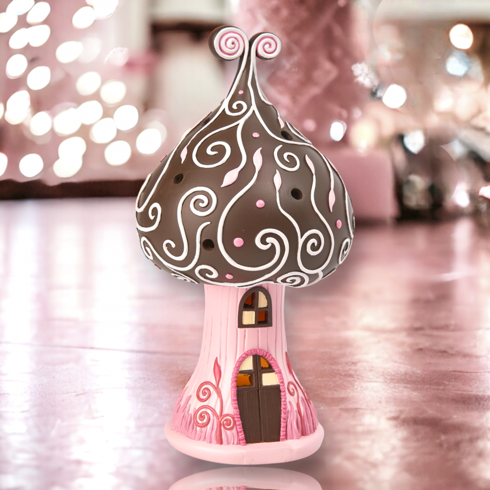 9.5in LED Brown Candy House