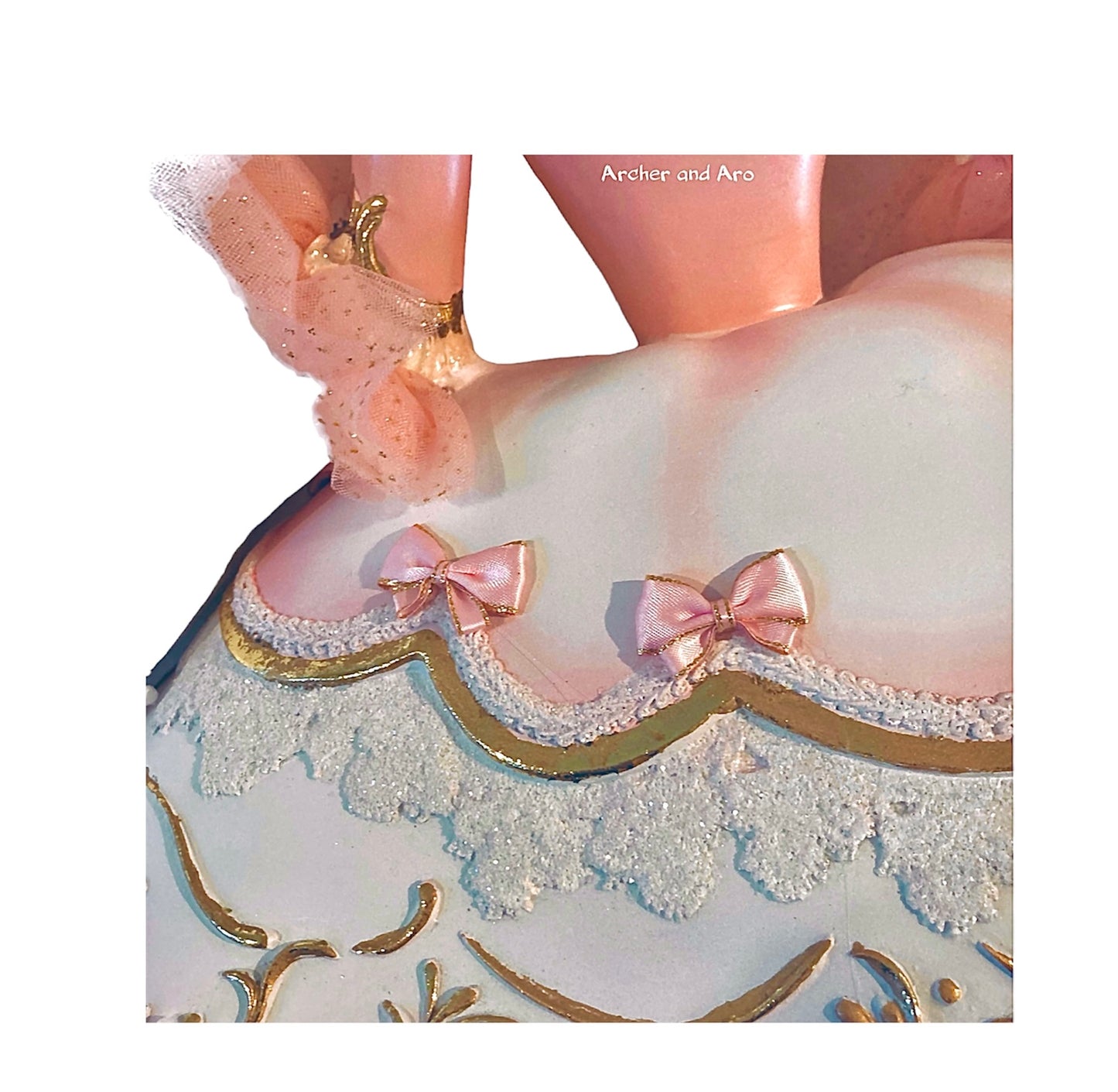 Marie Cupcake Display