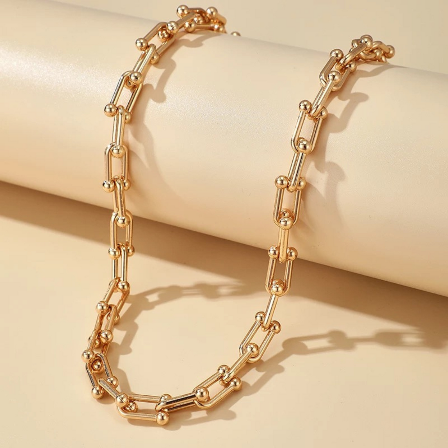 Buckle Link Necklace