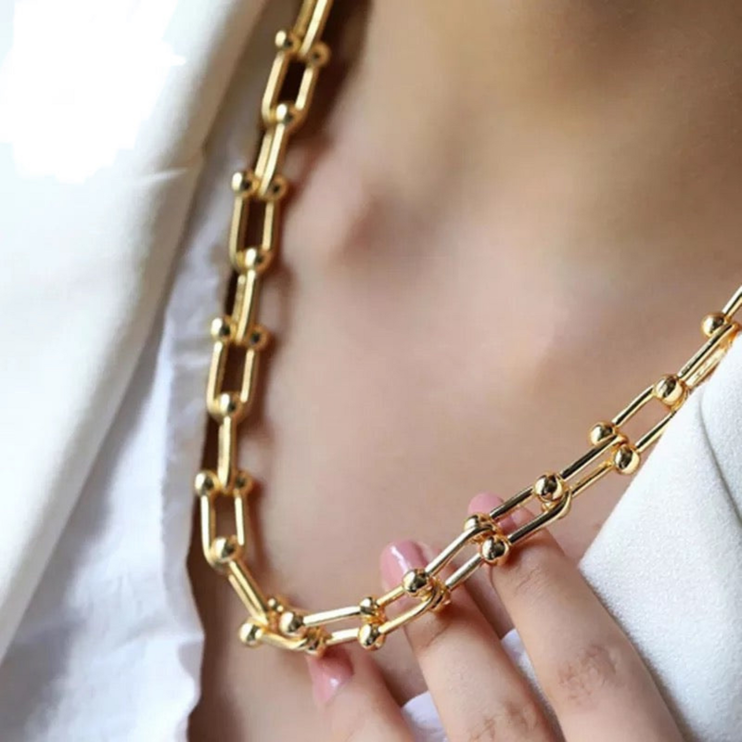 Buckle Link Necklace